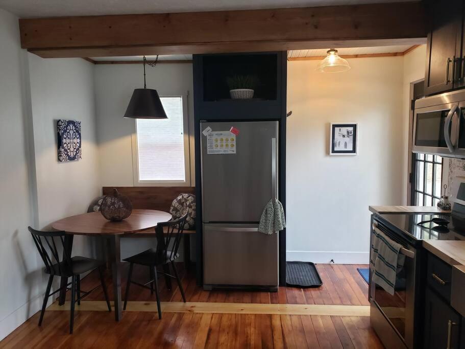 Cute Cottage-2 Min From Downtown リンカーン エクステリア 写真