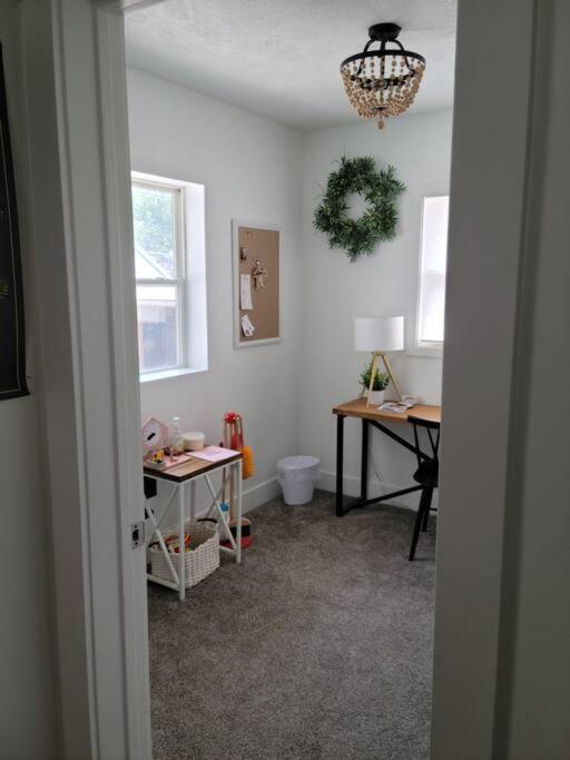 Cute Cottage-2 Min From Downtown リンカーン エクステリア 写真